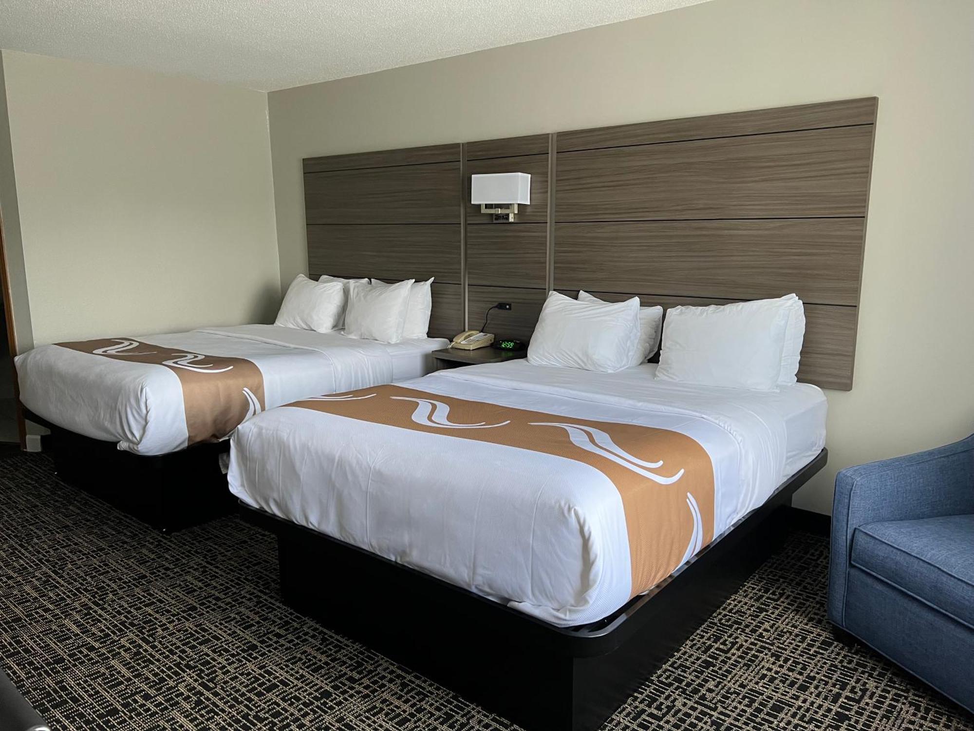 Hotel Quality & Red Wing